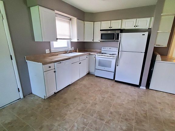 3rd image of 1704 N Glenwood Ave