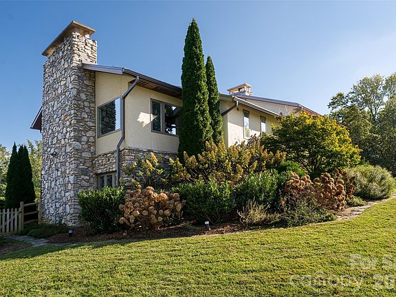 5th image of 79 Horizon Hill Rd