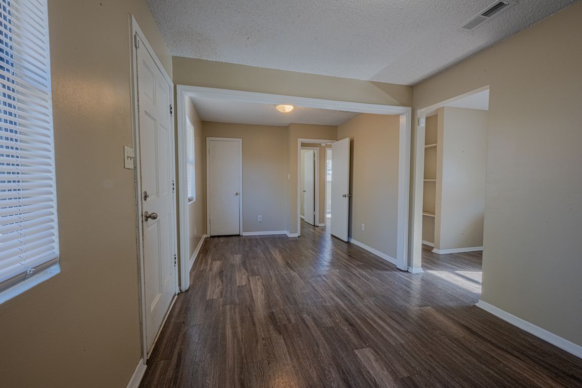 next background image