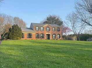 657 N Wales Rd, North Wales, PA 19454
