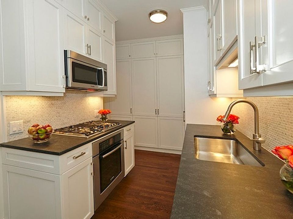 1st image of 610 Cathedral Pkwy #7C