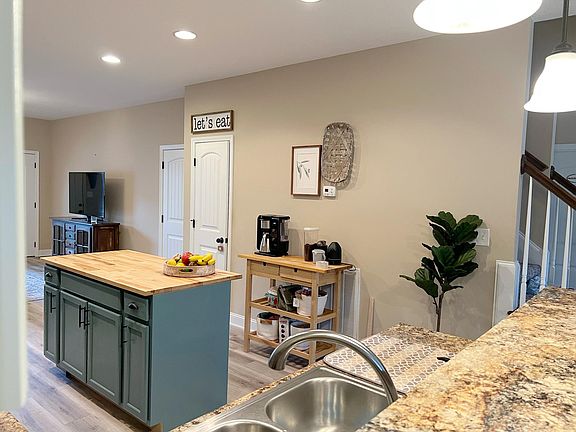 5th image of 2748 Silent Springs Ln