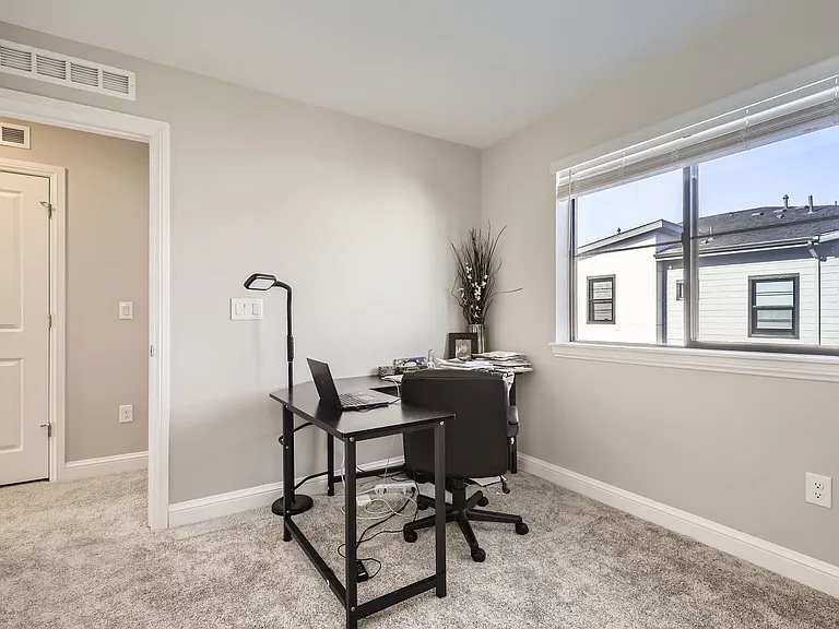2074 S Holly St #5 — Photo 24