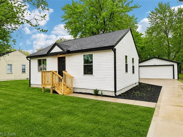 38849 Adkins Rd, Willoughby, OH 44094