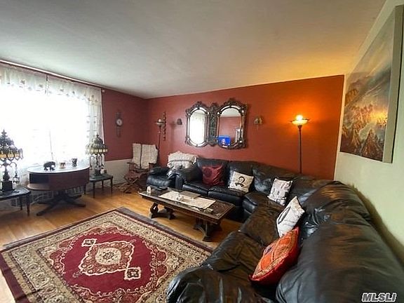 5th image of 144-58 Sanford Ave #52