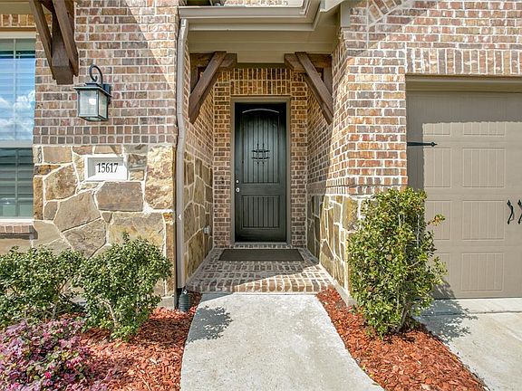 3rd image of 15617 Piedmont Park Dr