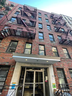 Rented by Weinstein Realty Group | media 11