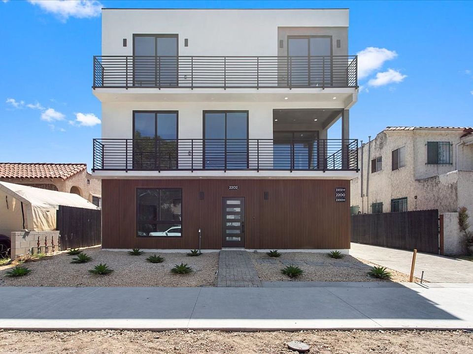 1st image of 2200 Thurman Ave #2202