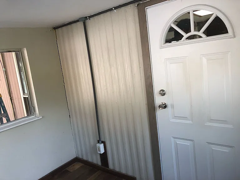 809 Newark St — Photo 33
