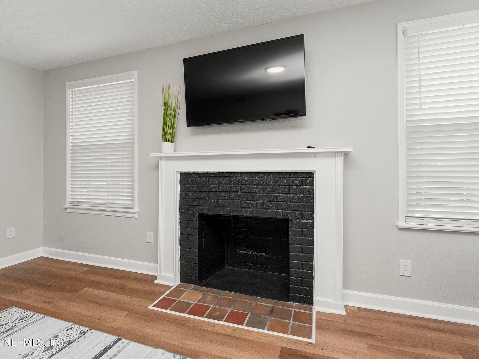 1 bed, 1.0 bath, 800 sqft, $1,595 — Photo 3