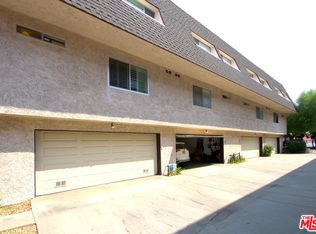17955 Magnolia Blvd APT 5, Encino, CA 91316