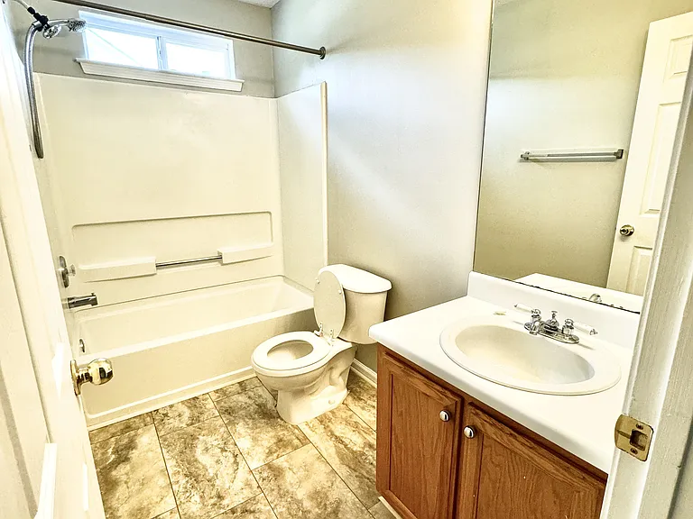1059 Wynnbrook Ln — Photo 13