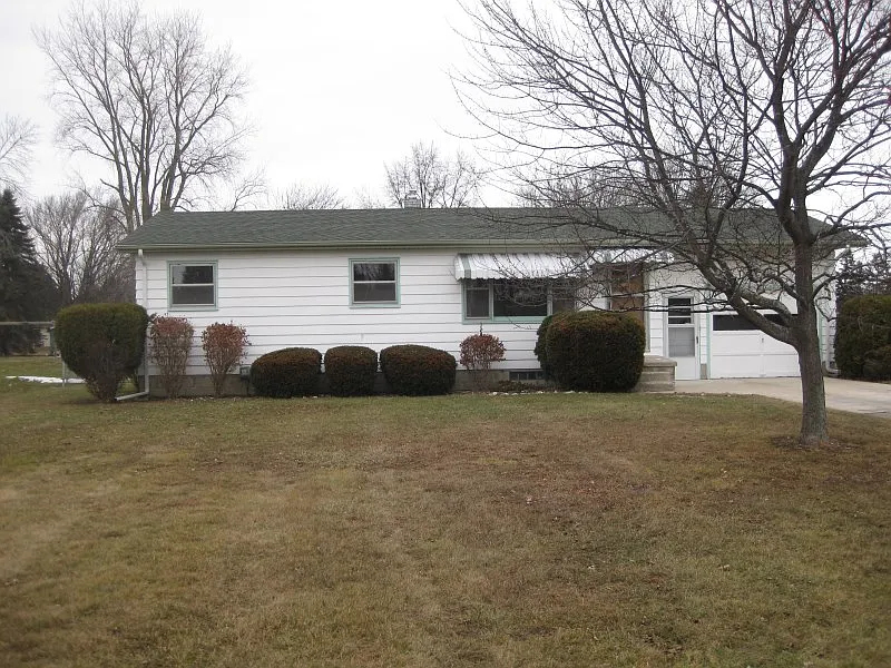 2789 Sportsman Ct photo 1