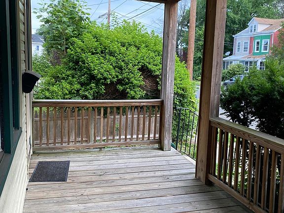 2nd image of 527 Johnston Ave