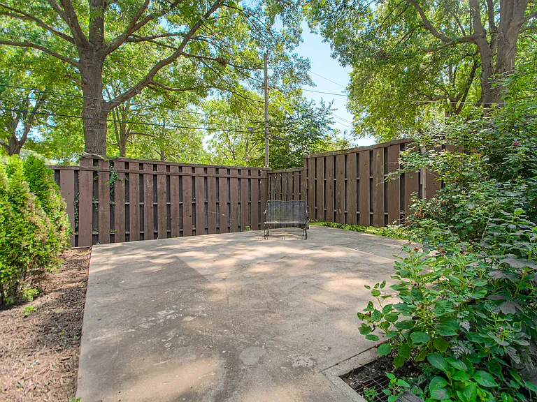 7249 Marty St — Photo 21