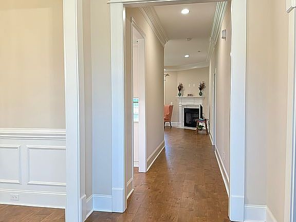 2nd image of 14045 Leafmore Dr SE