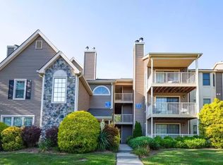 407 Carhart Ct UNIT 407, East Brunswick, NJ