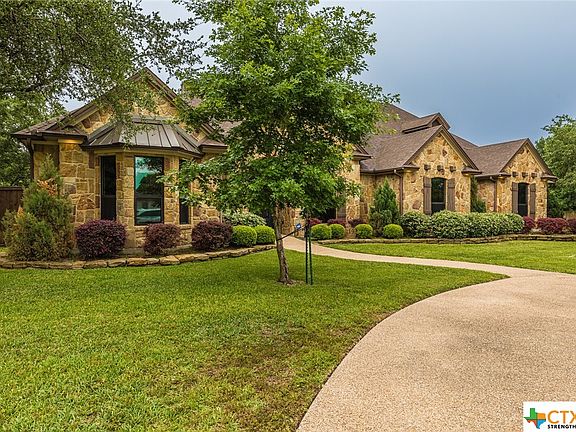 2nd image of 119 Sereno Vista Ln