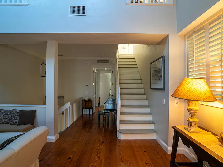 376 Leatherfern Ln — Photo 17