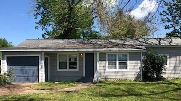 1st image of 613 Loggins St