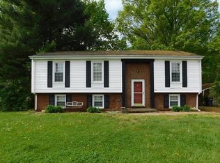 2634 Puckett Cir, Salem, VA