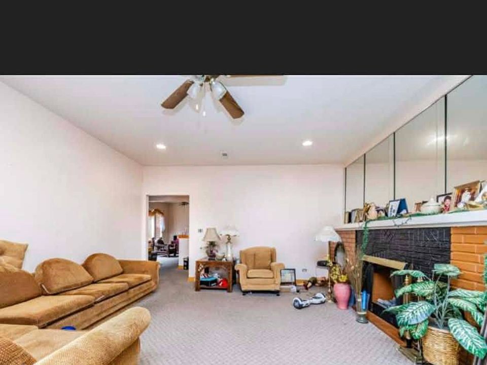 1st image of 5309 W Congress Pkwy #2