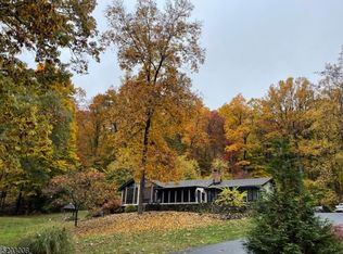 130 Rockaway Rd, Lebanon, NJ 08833