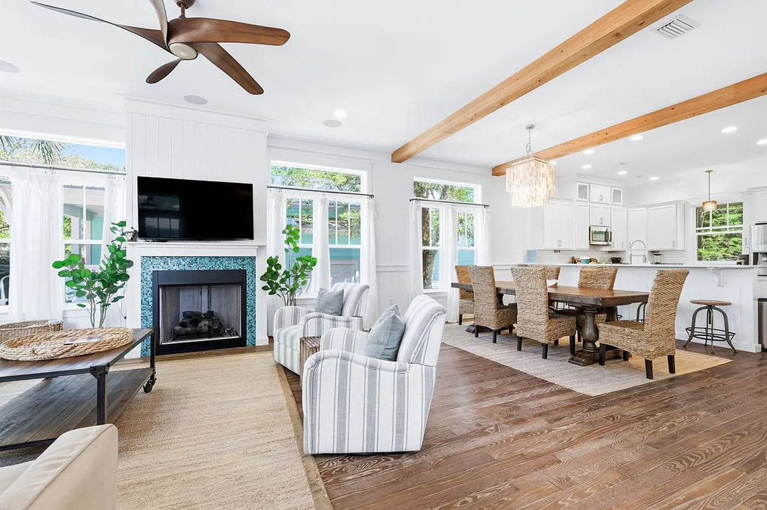 4 bed, 3.0 bath, 2454 sqft, $3,326 — Photo 1