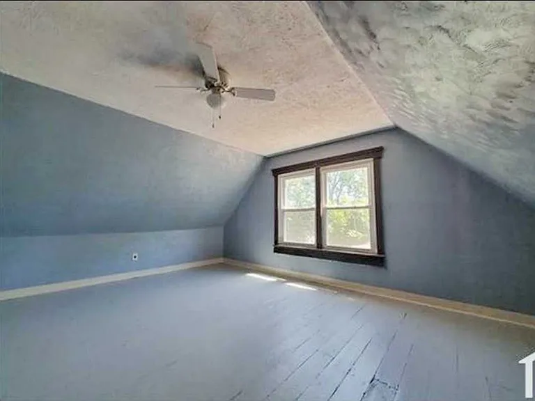 1910 Corning Ave #3 — Photo 7