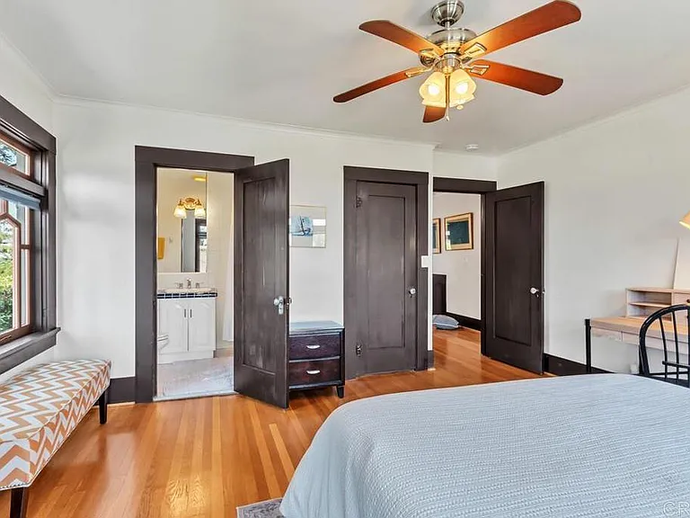 2930 Chatsworth Blvd — Photo 37