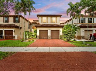 572 SE 34th Ter, Homestead, FL 33033