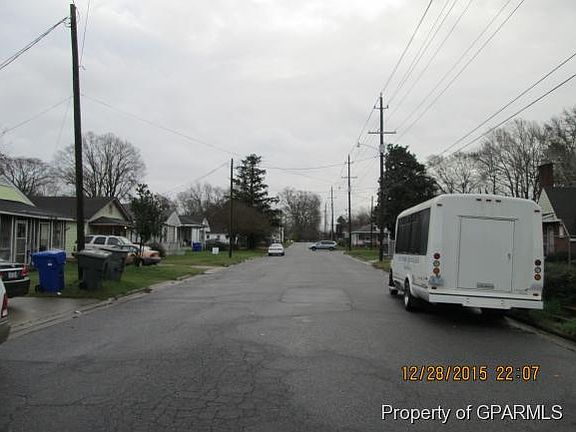 3rd image of 1309 Colonial Ave