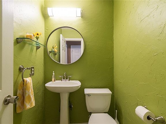 3rd image of 1236 Denise Ct