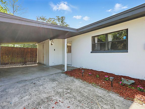 5th image of 1845 HAWAII Drive E