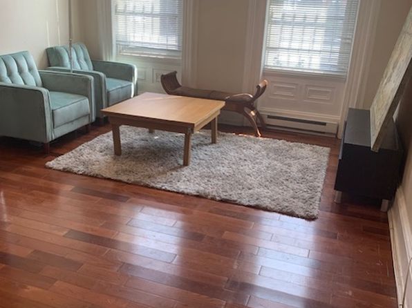 2041 Spring Garden St APT 1F