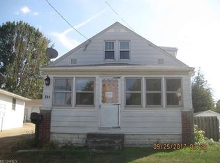 284 E Cassell Ave, Barberton, OH 44203