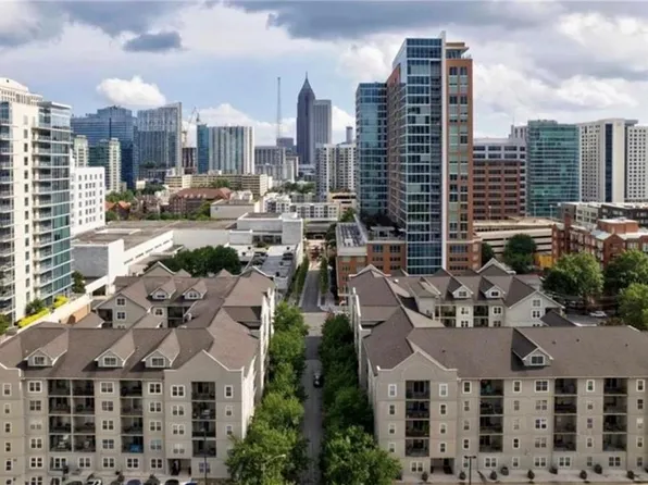 1074 Peachtree Walk NE Unit B220, Atlanta, GA 30309