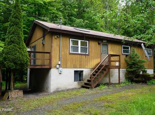176 Parkwood Dr, Lake Ariel, PA 18436