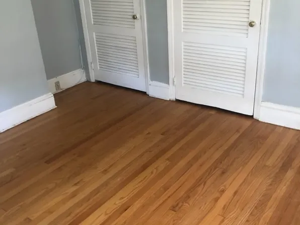 (undisclosed Address), Pearl River, NY 10965