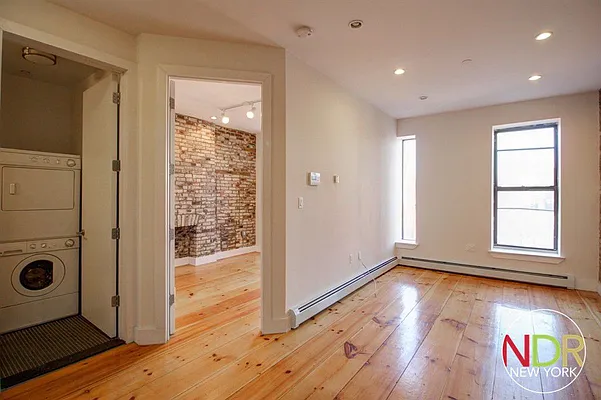 Rented by Next Door Realty NYC | media 28