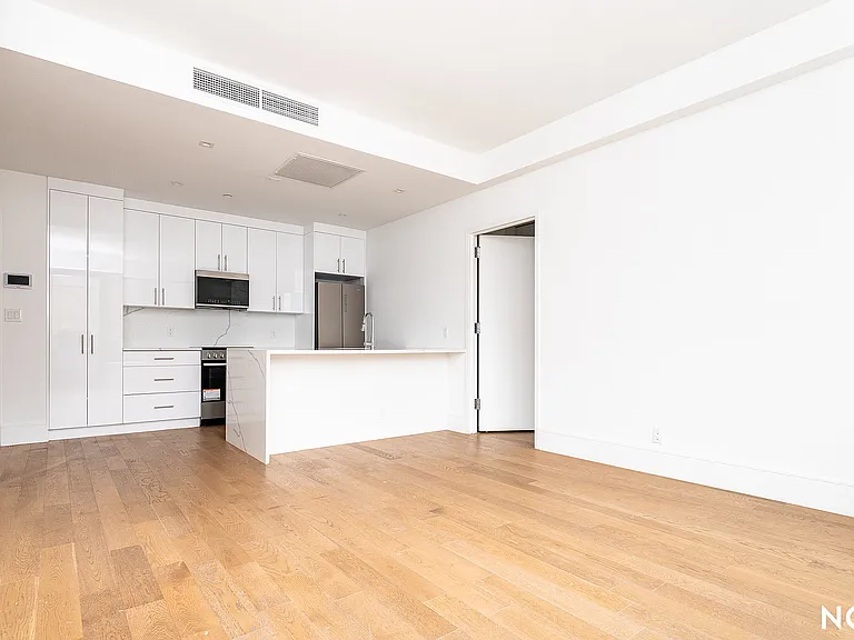 14-27 28th Ave #501A — Photo 5