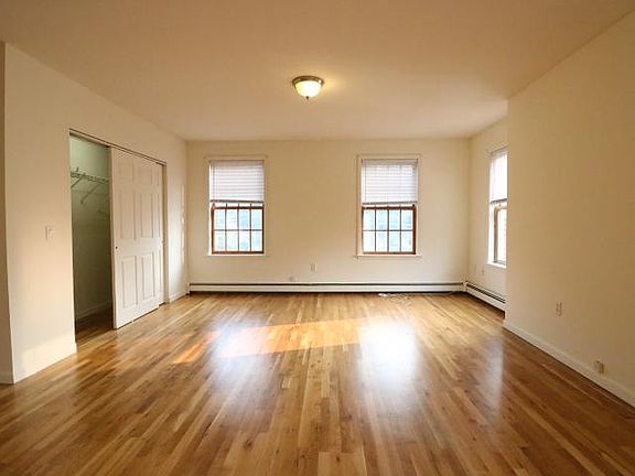3rd image of 74 North St APT 4