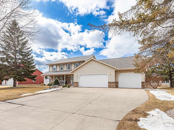 2nd image of 1828 Wallinford Dr