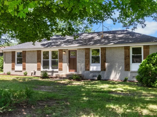 216 Ambrose Dr, Clarksville, TN 37042