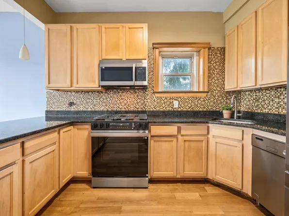 1515 West 4th Street image 3 of 14