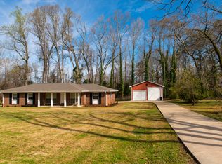 1830 Dobbs Rd, Alexander City, AL 35010