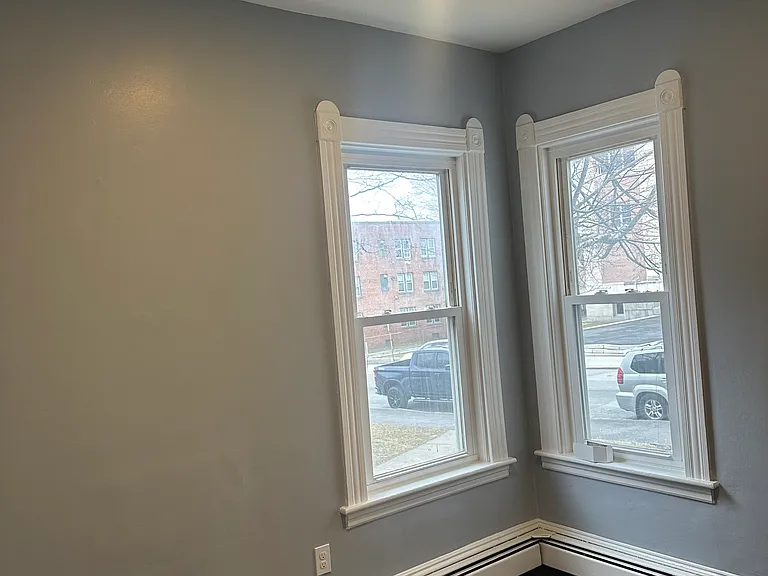 2 Freeland St — Photo 8