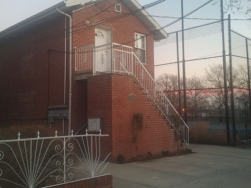 2nd image of 509A E57th St