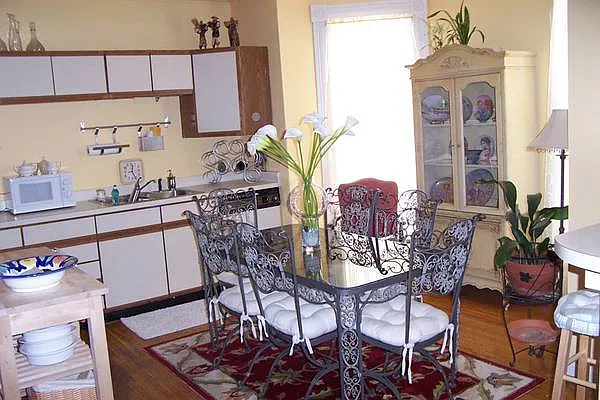 56 Cambridge St #1 — Photo 3