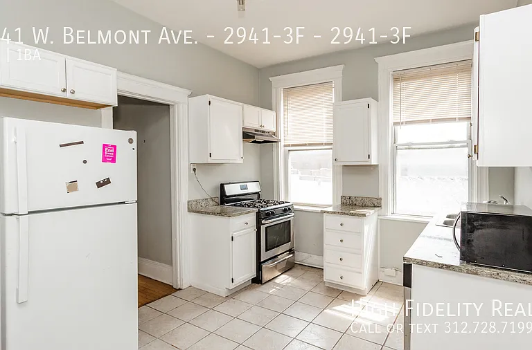 2941 W Belmont Ave #3F — Photo 2
